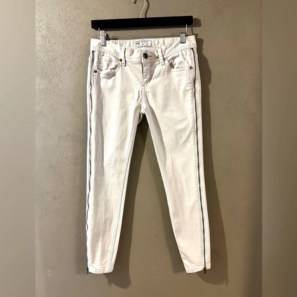Free People stylish white